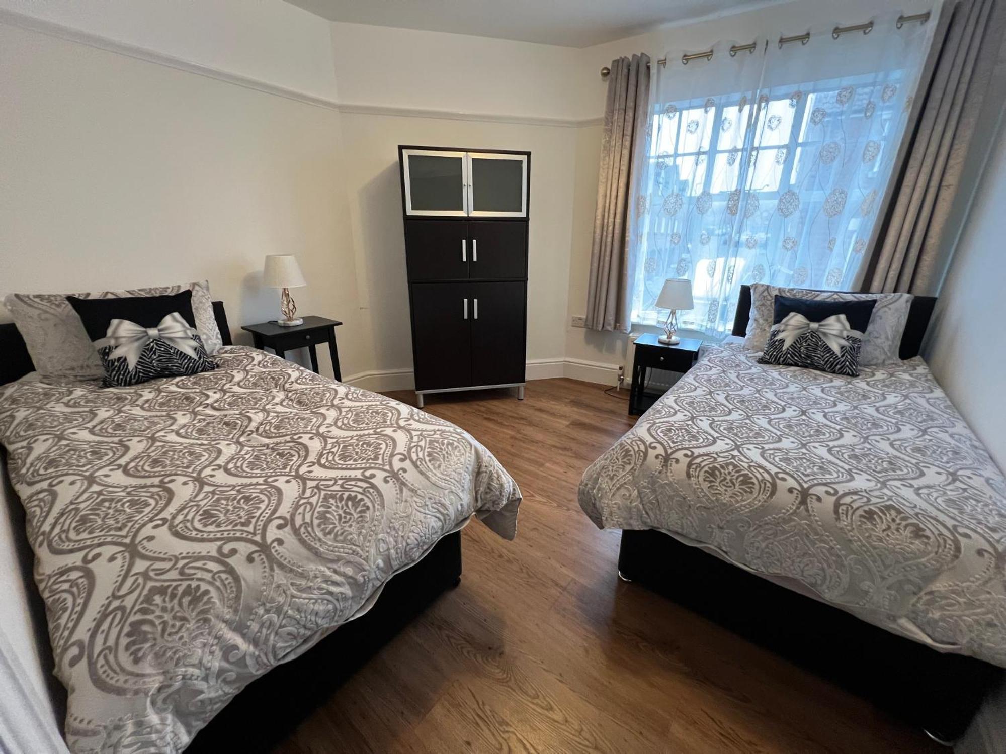 Large Family-Friendly 2Bd Glastonbury Retreat, Sleeps 5 Esterno foto