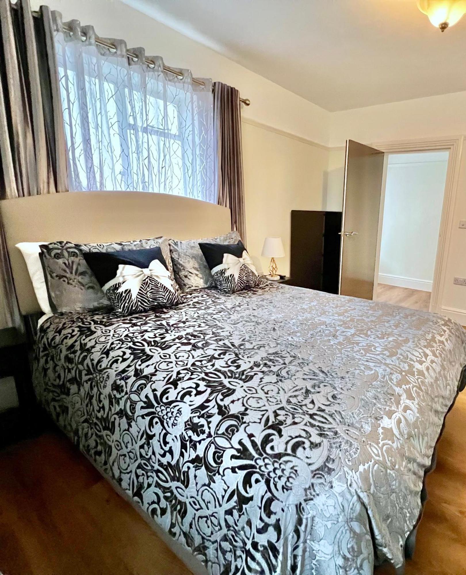 Large Family-Friendly 2Bd Glastonbury Retreat, Sleeps 5 Esterno foto