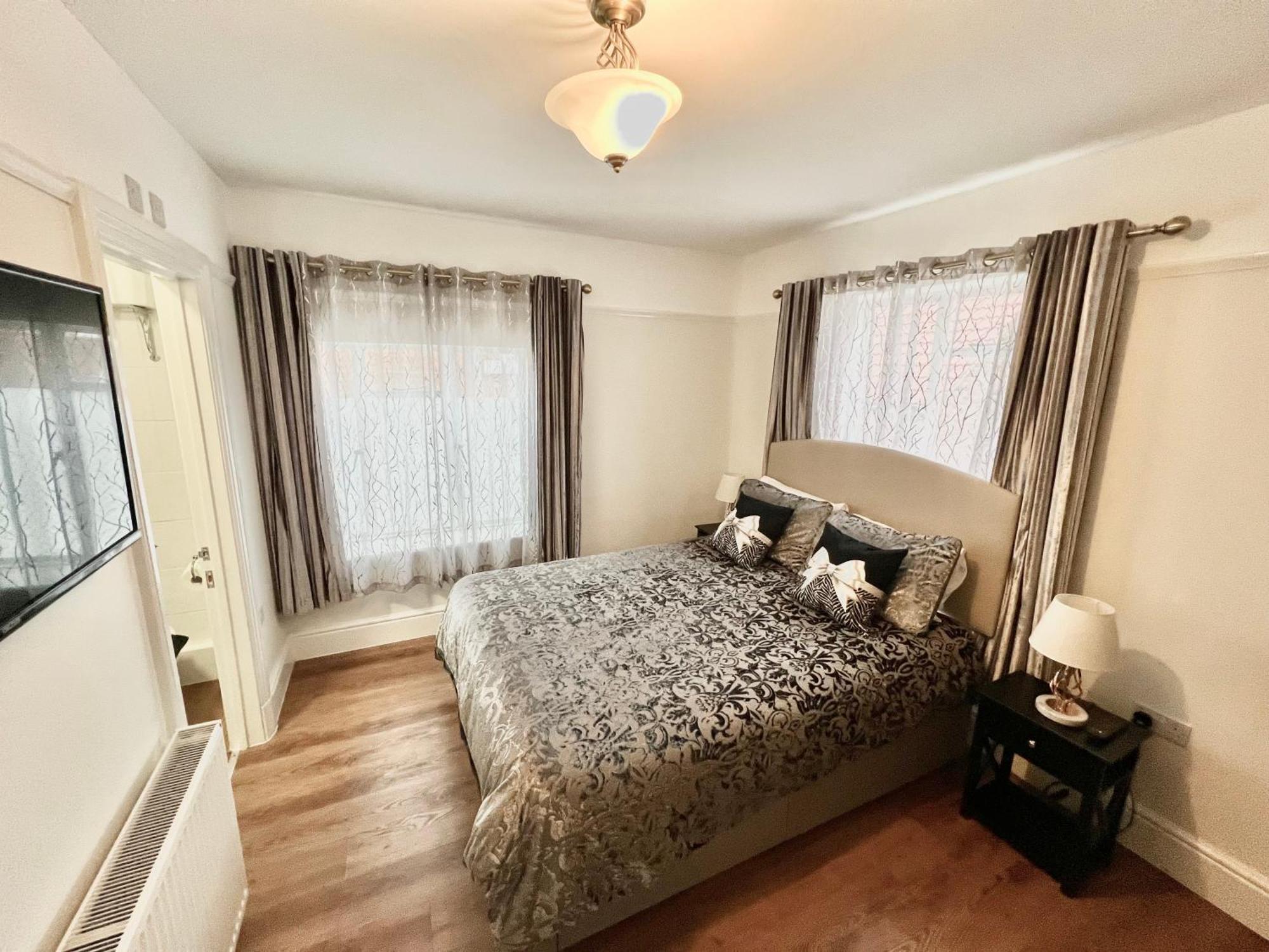 Large Family-Friendly 2Bd Glastonbury Retreat, Sleeps 5 Esterno foto