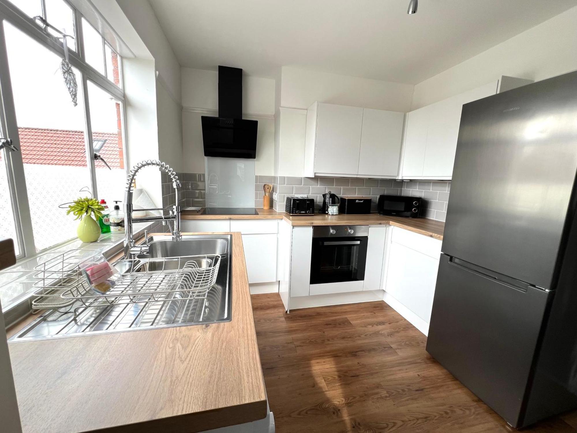 Large Family-Friendly 2Bd Glastonbury Retreat, Sleeps 5 Esterno foto